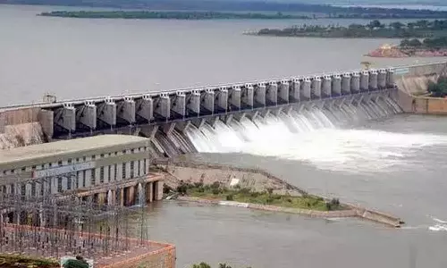 கீழ்பவானி வாய்க்காலில் திறக்கப்பட்ட தண்ணீர் கடைமடையை எட்டியது- விவசாயிகள் பொங்கல் வைத்து வழிபாடு