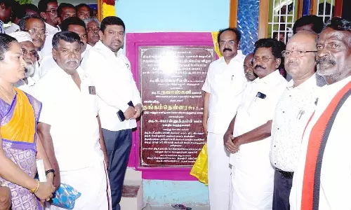 ரூ.18 லட்சத்தில் சமுதாய கூடத்தை திறந்து வைத்த அமைச்சர்