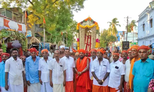 களக்காட்டில் அய்யா வழி 8-வது மாநாடு- நாராயணசாமி வாகன பவனி