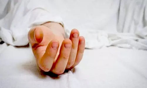 மோட்டார் சைக்கிளில் தவறி விழுந்த புதுமாப்பிள்ளை சாவு