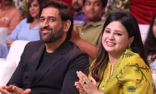 இரண்டாவது பட தயாரிப்பிற்கு ரெடியான சாக்ஷி டோனி