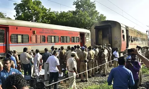 மதுரை ரயில் பெட்டியில் தீ விபத்து - கைதான 5 பேருக்கு செப். 11 வரை காவல் - நீதிமன்றம் உத்தரவு!