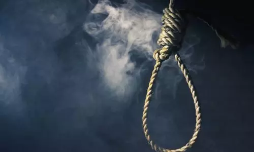 தொழிலாளி தற்கொலை