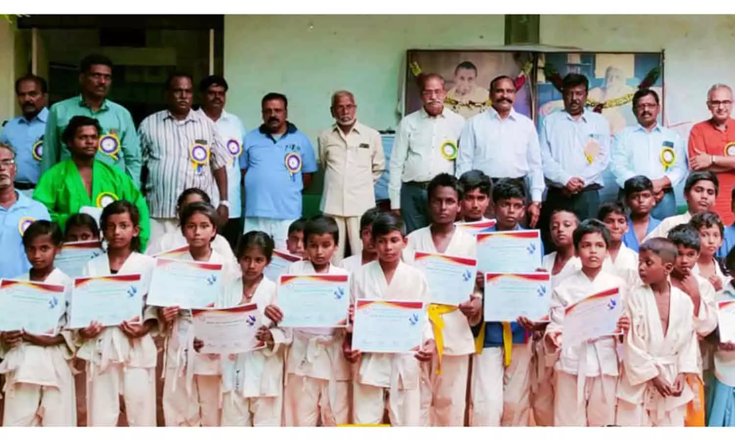 மாநில அளவிலான குராஷ் தற்காப்பு கலை பயிற்சி மாநில அளவிலான குராஷ் தற்காப்பு கலை பயிற்சி