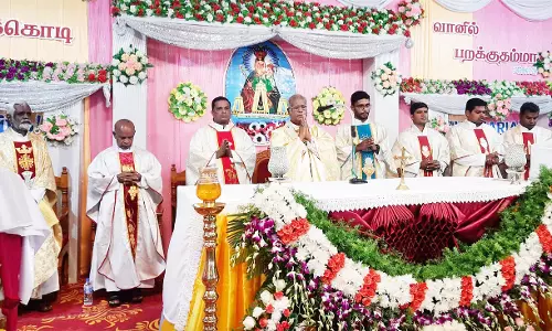 ஆரோக்கிய அன்னை தேவாலய திருவிழா கொடியேற்றத்துடன் தொடக்கம்