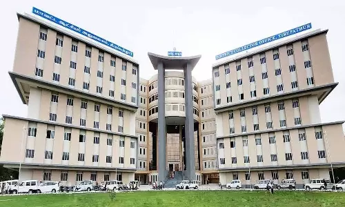 மராட்டிய மாநில விவசாயி குடும்பத்தினரிடம் ஒப்படைப்பு