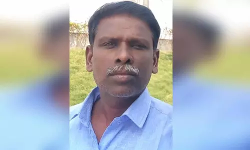 வெள்ளகோவிலில் மோட்டார் சைக்கிளில் இருந்து கீழே விழுந்து டிரைவர் பலி