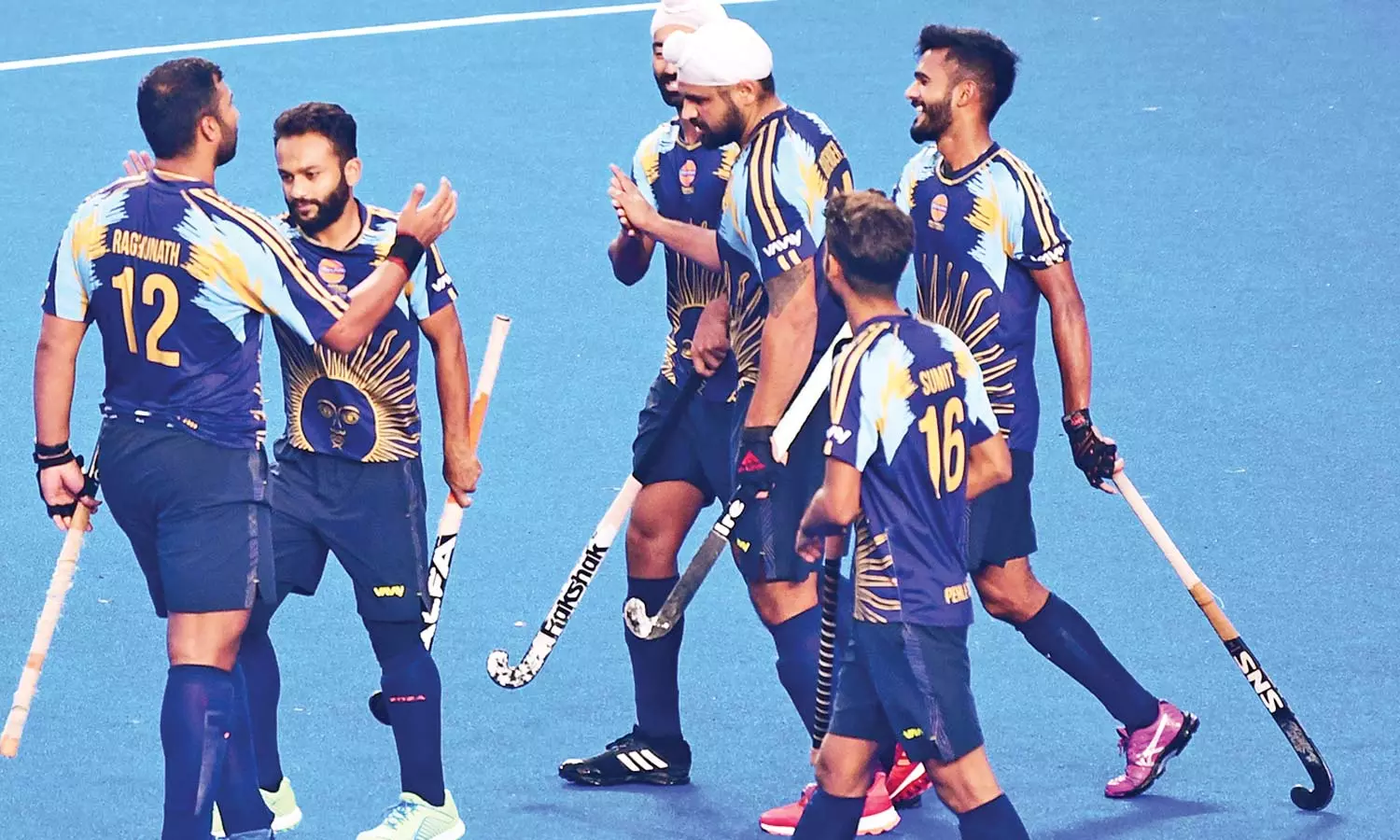 அரைஇறுதி ஆர்வத்தில் இந்திய ராணுவம், ஐ.ஓ.சி.- விமானப்படை, மத்திய தலைமை செயலகம் அணிகளுடன் இன்று மோதல் அரைஇறுதி ஆர்வத்தில் இந்திய ராணுவம், ஐ.ஓ.சி.- விமானப்படை, மத்திய தலைமை செயலகம் அணிகளுடன் இன்று மோதல்