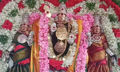 ஆன்மிகம்: இன்றைய முக்கிய நிகழ்வுகள் மற்றும் பஞ்சாங்கம்