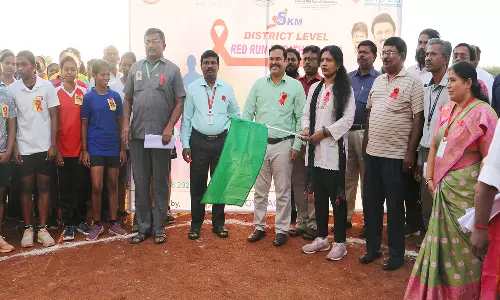 தேனியில் இளையோர் தினத்தை முன்னிட்டு மாரத்தான் போட்டி