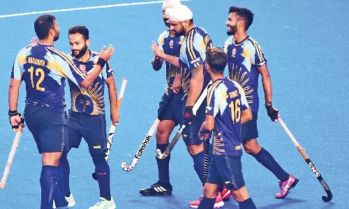 அரைஇறுதி ஆர்வத்தில் இந்திய ராணுவம், ஐ.ஓ.சி.- விமானப்படை, மத்திய தலைமை செயலகம் அணிகளுடன் இன்று மோதல்