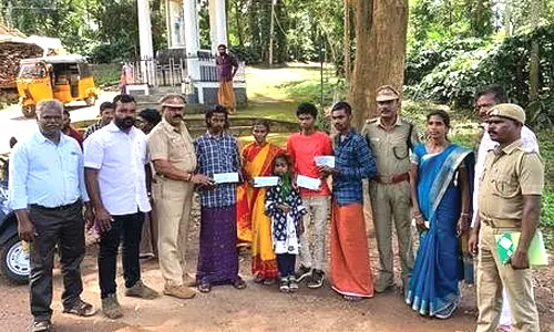 யானை தாக்கி பலியானவர் குடும்பத்துக்கு நிவாரண உதவி