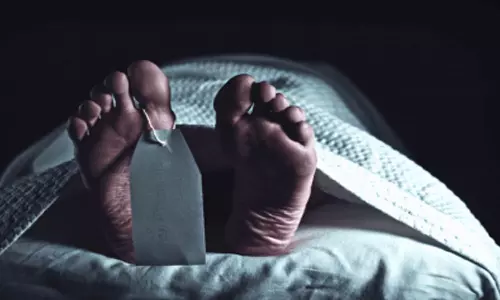 தண்ணீர் தொட்டியில் தவறி விழுந்து பெண்