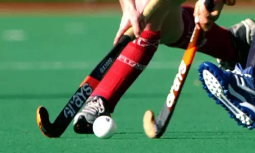 அகில இந்திய ஹாக்கி: ரெயில்வே-பி.என்.பி. அணிகள் அரைஇறுதியில் மோதல்