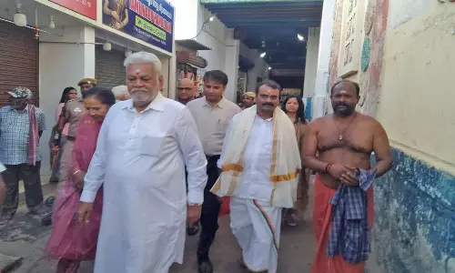 கடலில் மீன்பிடிப்பதற்காக மீனவர்கள் மாநிலம் விட்டு மாநிலம் செல்ல தேசிய அடையாள அட்டை