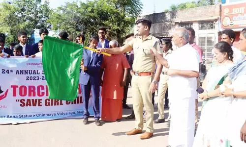 காடம்பாடியில், விழிப்புணர்வு பேரணி