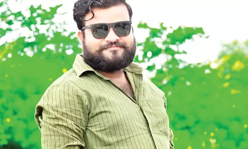 உத்தரபிரதேசத்தில் மத்திய மந்திரி வீட்டில் வாலிபர் சுட்டுக்கொலை