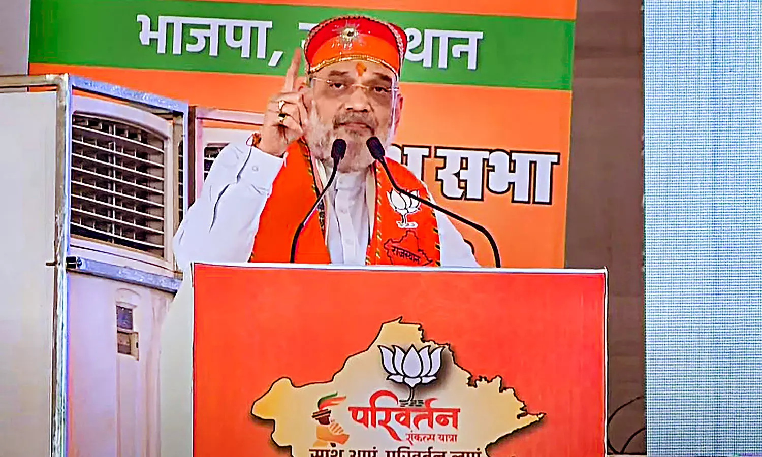 I.N.D.I.A. கூட்டணி இந்துக்களை எதிர்க்கிறது.. தி.மு.க.-வினர் கருத்துக்கு அமித் ஷா பதிலடி I.N.D.I.A. கூட்டணி இந்துக்களை எதிர்க்கிறது.. தி.மு.க.-வினர் கருத்துக்கு அமித் ஷா பதிலடி