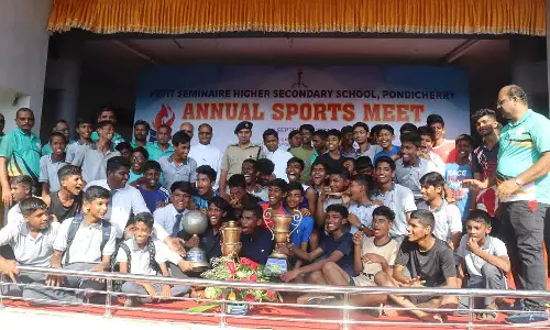 பெத்திசெமினார் பள்ளியில் விளையாட்டுப்போட்டி பரிசளிப்பு விழா