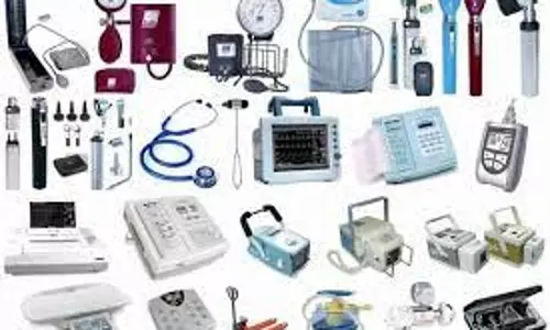 அரசு தலைமை மருத்துவமனைக்கு மருத்துவ உபகரணங்கள்