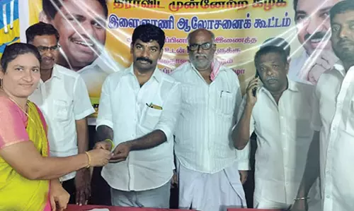 உடன்குடியில் தி.மு.க. நகர நிர்வாகிகள் கூட்டம்