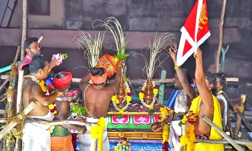 பாளையில் முத்தாரம்மன் கோவிலில் கும்பாபிஷேக விழா