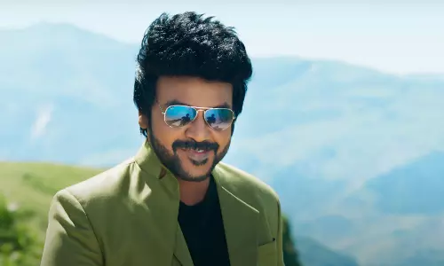 அது சாதாரண பகையில்லை, 200 வருஷ பகை.. ரசிகர்களை கவர்ந்த சந்திரமுகி 2 டிரைலர்