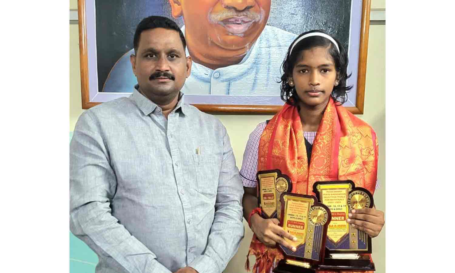 முத்துரத்தினம் அரங்கம் மேல்நிலைப்பள்ளி மாணவி சாதனை