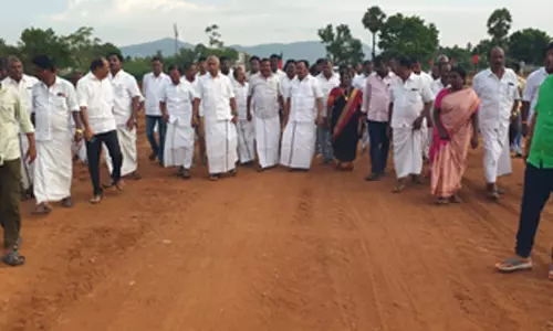 தி.மு.க. இளைஞரணி மாநாடு நடைபெறும் இடத்தில் அமைச்சர் கே. என்.நேரு ஆய்வு