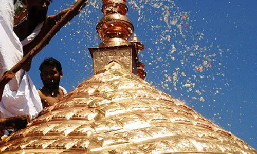 பரிவார தெய்வங்களுக்கு கும்பாபிஷேகம்