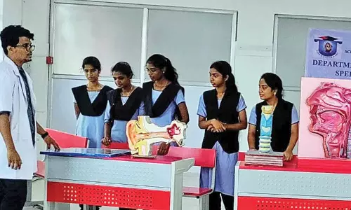 விநாயகா மிஷன் கல்லூரியில் பேச்சு, செவித்திறன் துறை சார்பில் கண்காட்சி