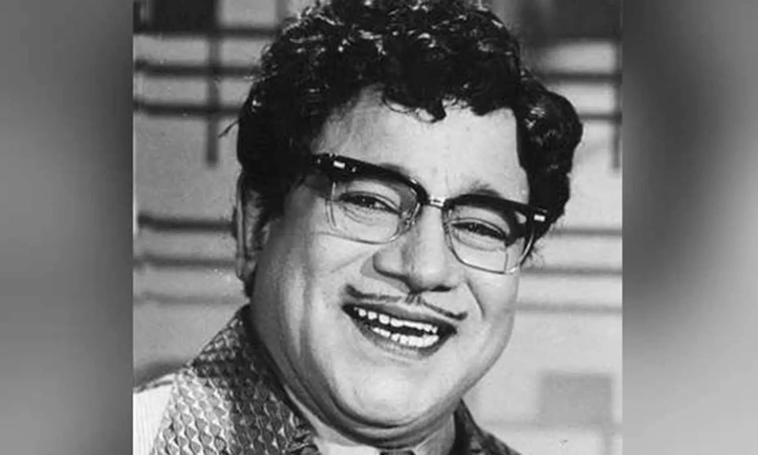 கடந்து செல்லுங்கள்! கடந்து செல்லுங்கள்!