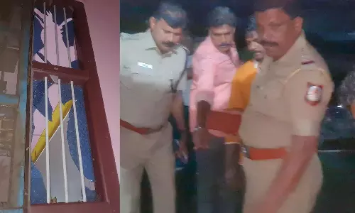 ரெயில்வே ஊழியர் வீட்டில் நாட்டு வெடிகுண்டு வீச்சு