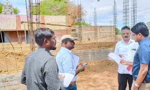 வகுப்பறை கட்டிட பணிகளை கலெக்டர் ஆய்வு