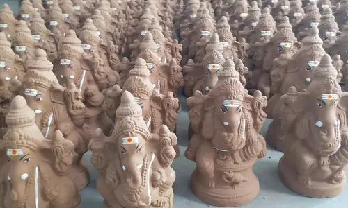 திருவள்ளூரில் 16 ஏரி, குளங்களில் மட்டும் விநாயகர் சிலைகளை கரைக்க வேண்டும்: கலெக்டர் உத்தரவு