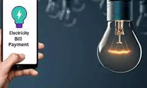 ஈரோடு மாவட்டத்தில் 45 சதவீதம் பேர் ஆன்லைனில் மின் கட்டணம் செலுத்தி வருகின்றனர்-மின் பகிர்மான மண்டல தலைமை பொறியாளர் தகவல்