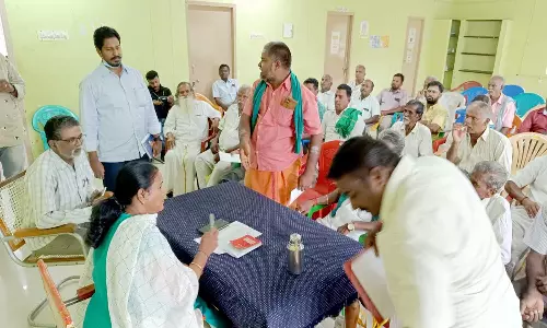 அணைக்கட்டில் பி.டி.ஓ. அலுவலகத்திற்கு பூட்டு போடுவோம்