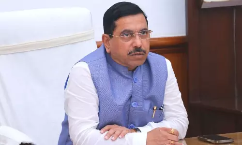 காங்கிரஸ் கட்சிக்கு இதே வேலையா போச்சு.. சோனியா காந்திக்கு பதில் அளித்த மத்திய மந்திரி