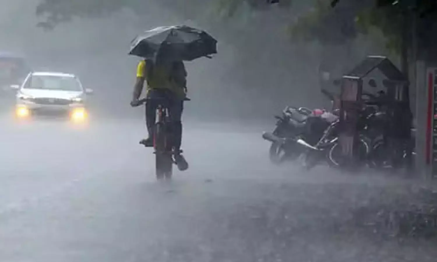 கேரளாவில் 11 மாவட்டங்களுக்கு பலத்த மழை எச்சரிக்கை