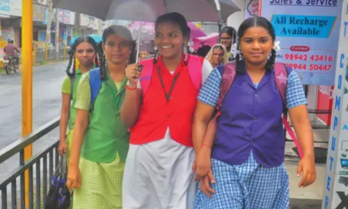 குமரி மாவட்டத்தில் அணைகள்-மலையோர பகுதிகளில் மழை நீடிப்பு