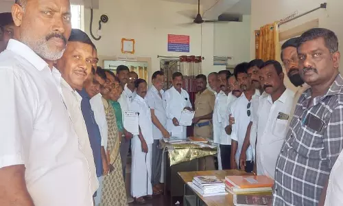 சாமியார் மீது கன்னியாகுமரி போலீசில் தி.மு.க.வினர் புகார்