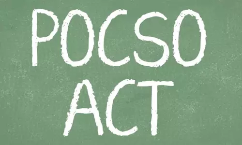பொள்ளாச்சி அருகே 17 வயது சிறுமியை கடத்தி சென்று பலாத்காரம் செய்த வாலிபர்