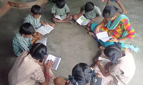 இல்லம் தேடி கல்வி மையங்களில் தருமபுரி வாசிக்கிறது நிகழ்ச்சி