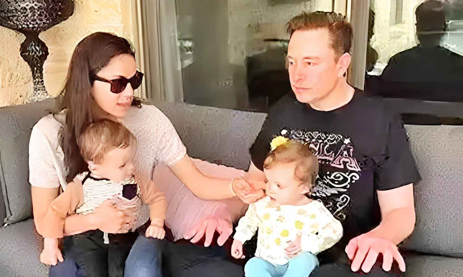 இரட்டை குழந்தைகளுடன் எலான் மஸ்க்: முதன் முதலில் வெளியான குடும்ப படம்