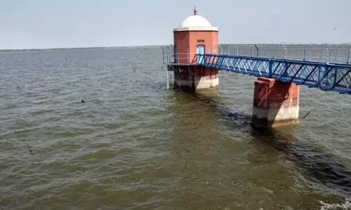 புழல் ஏரிக்கு நீர்வரத்து 536 கன அடியாக அதிகரிப்பு