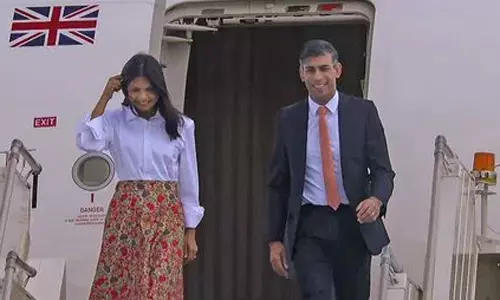 டெல்லிக்கு வருகை தந்த இங்கிலாந்து பிரதமர் ரிஷி சுனக்- மத்திய அமைச்சர் வரவேற்பு