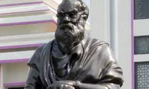 ஸ்ரீரங்கம் பெரியார் சிலையை இடித்து தள்ளவேண்டும் என பதிவிட்டவர் கைது