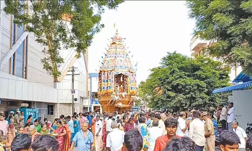 நாகை நவநீதகிருஷ்ணர் கோவிலில் தேரோட்டம்