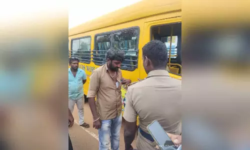 குடிபோதையில் விபத்தை ஏற்படுத்திய தனியார் பள்ளி டிரைவர் கைது