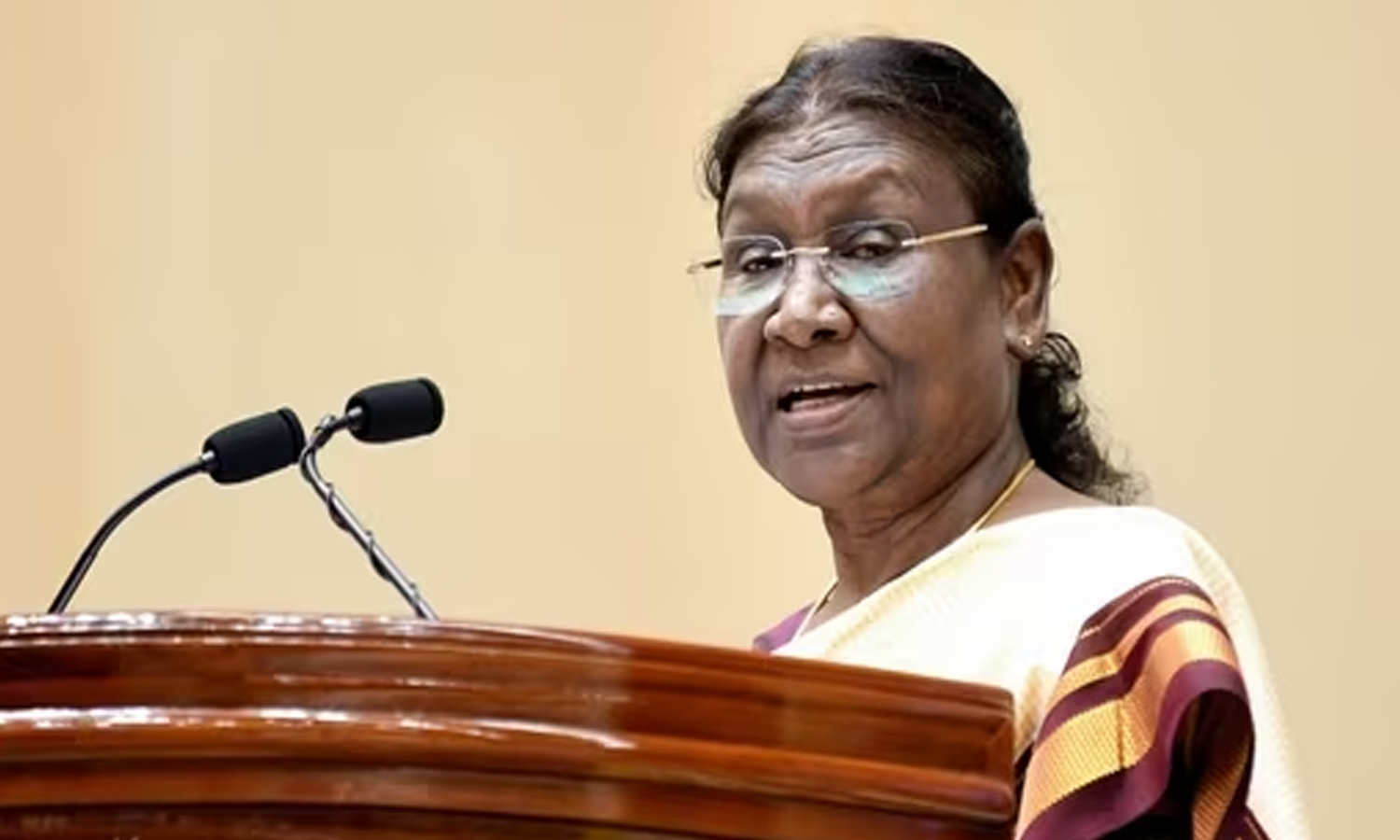 ஜி20 அதிபர்களை வரவேற்று வாழ்த்திய ஜனாதிபதி முர்மு